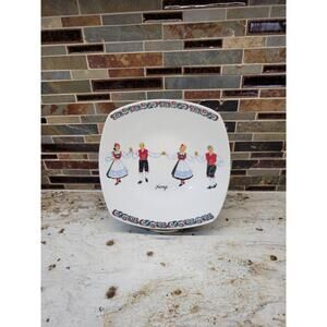 Vintage Scandinavian Folk Art Square Figgjo Flint Plate, Norge Hardanger Dancers
